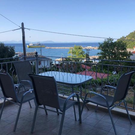 Melina Apartment Poros  Buitenkant foto