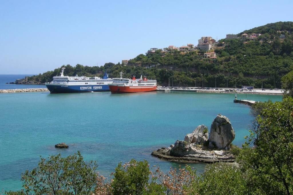 Melina Apartment Poros  Buitenkant foto