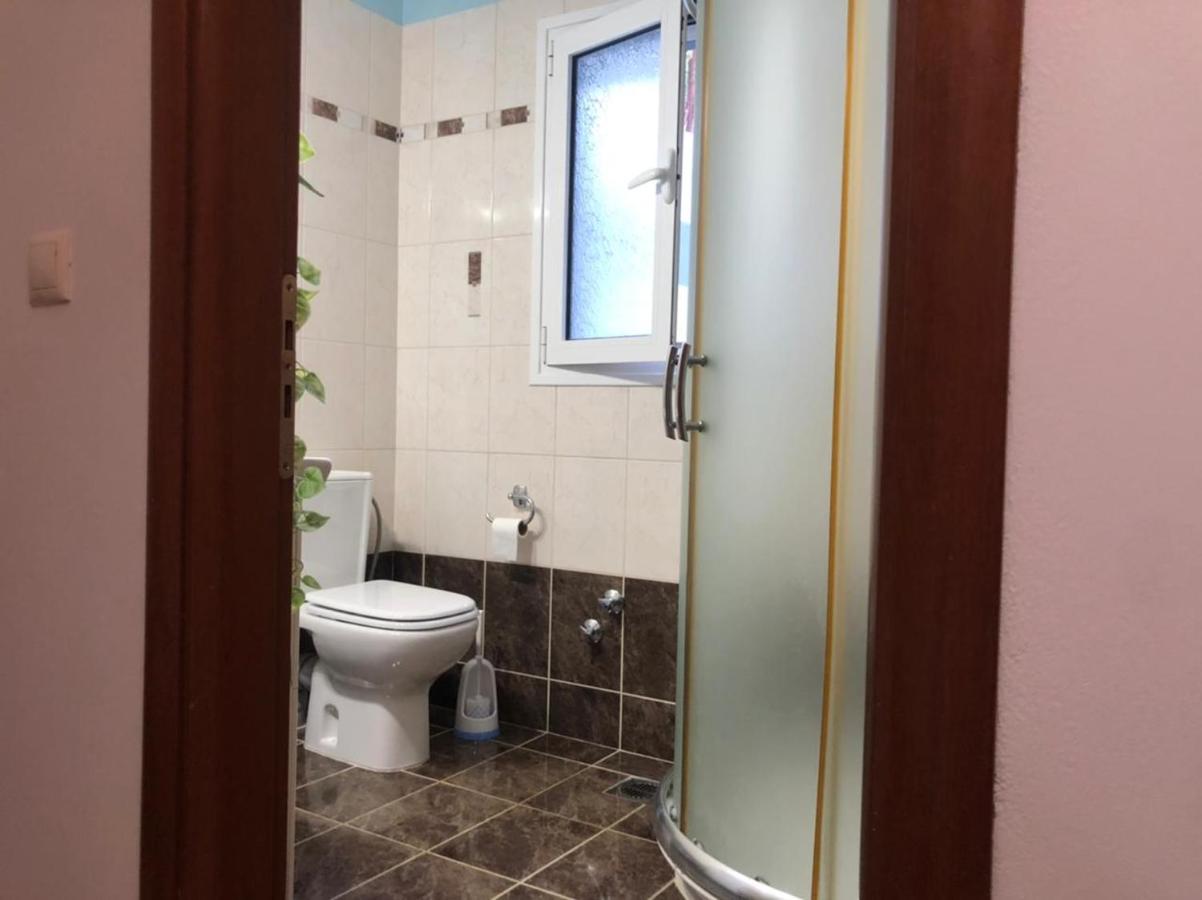 Melina Apartment Poros  Buitenkant foto