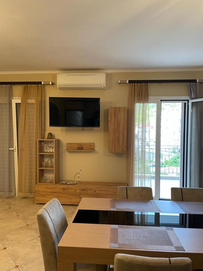 Melina Apartment Poros  Buitenkant foto