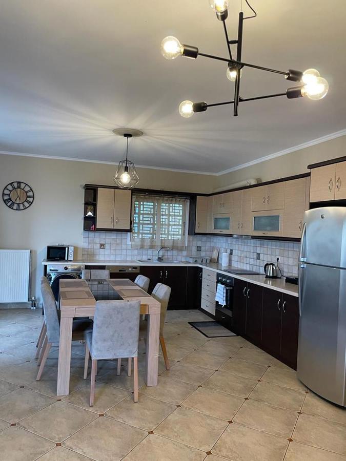 Melina Apartment Poros  Buitenkant foto