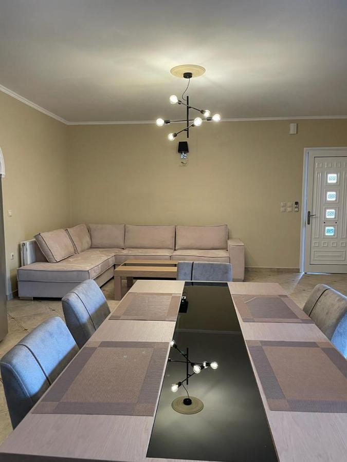 Melina Apartment Poros  Buitenkant foto